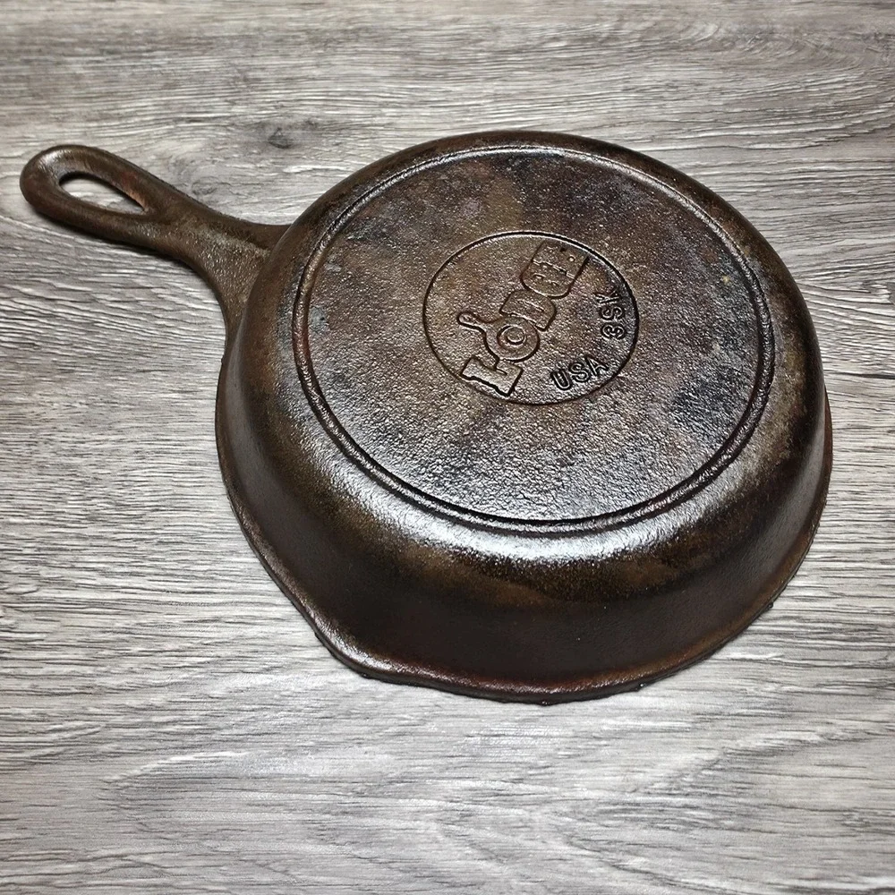 Vintage Lodge 3SK Cast iron Skillet 6.5